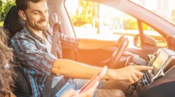 Aluguer de Carro: Vantagens para Viagens de Negócios em Viseu